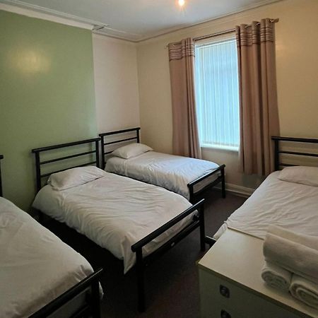 Arthurs Hill Newcastle, Free Parking Fully Equipped Kitchen 4 Bedrooms, Near City Centre 外观 照片