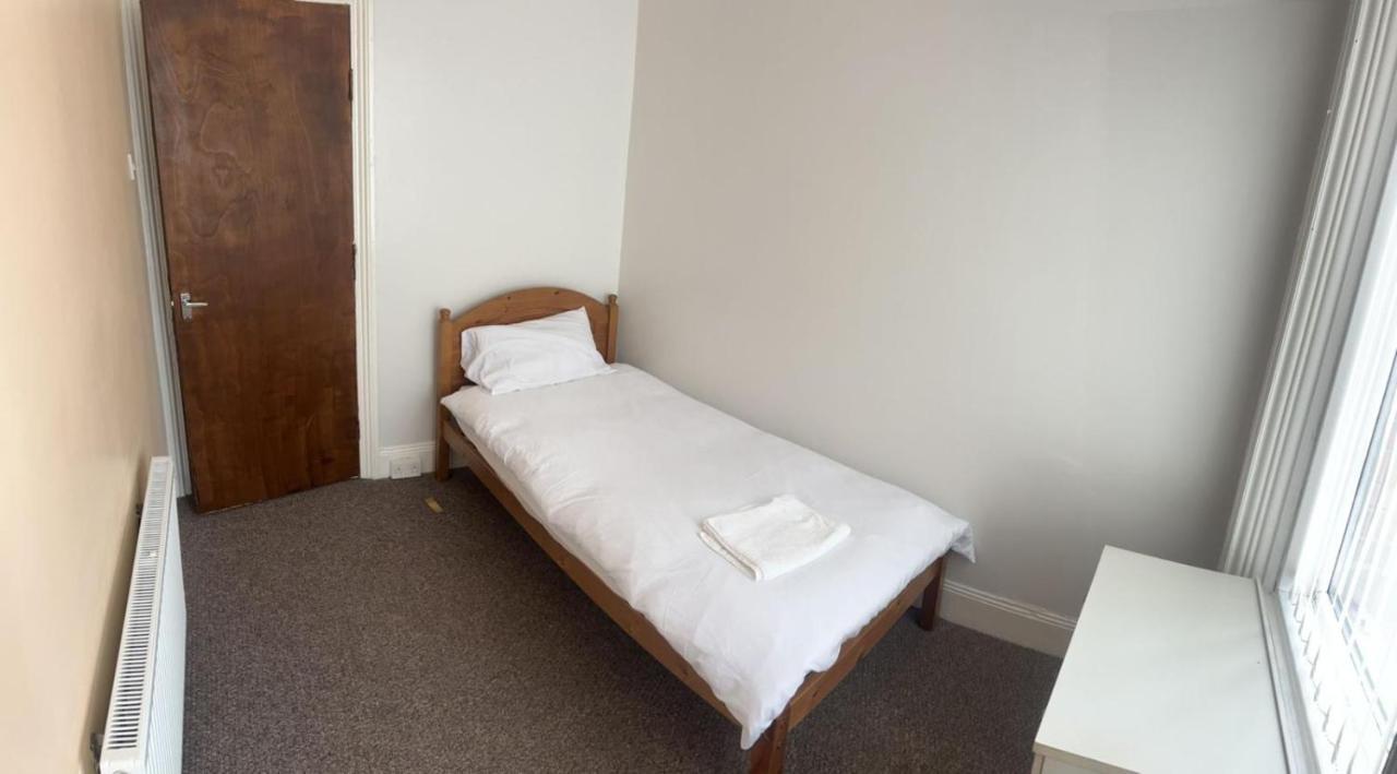 Arthurs Hill Newcastle, Free Parking Fully Equipped Kitchen 4 Bedrooms, Near City Centre 外观 照片