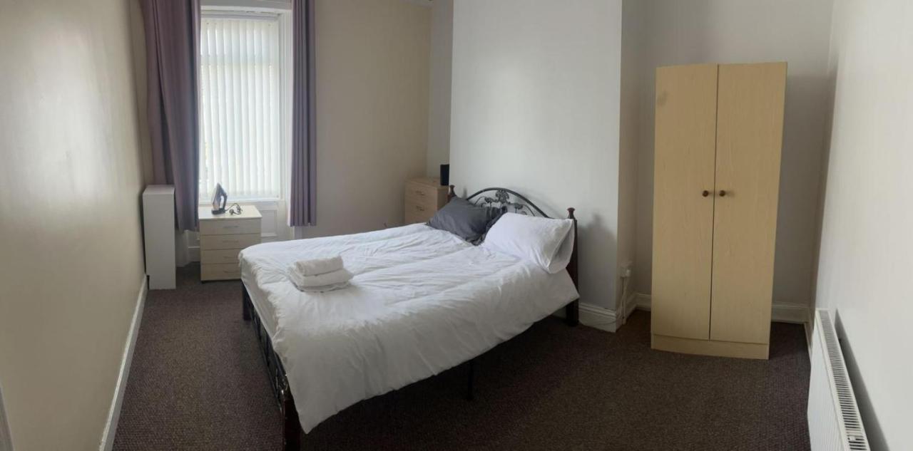 Arthurs Hill Newcastle, Free Parking Fully Equipped Kitchen 4 Bedrooms, Near City Centre 外观 照片